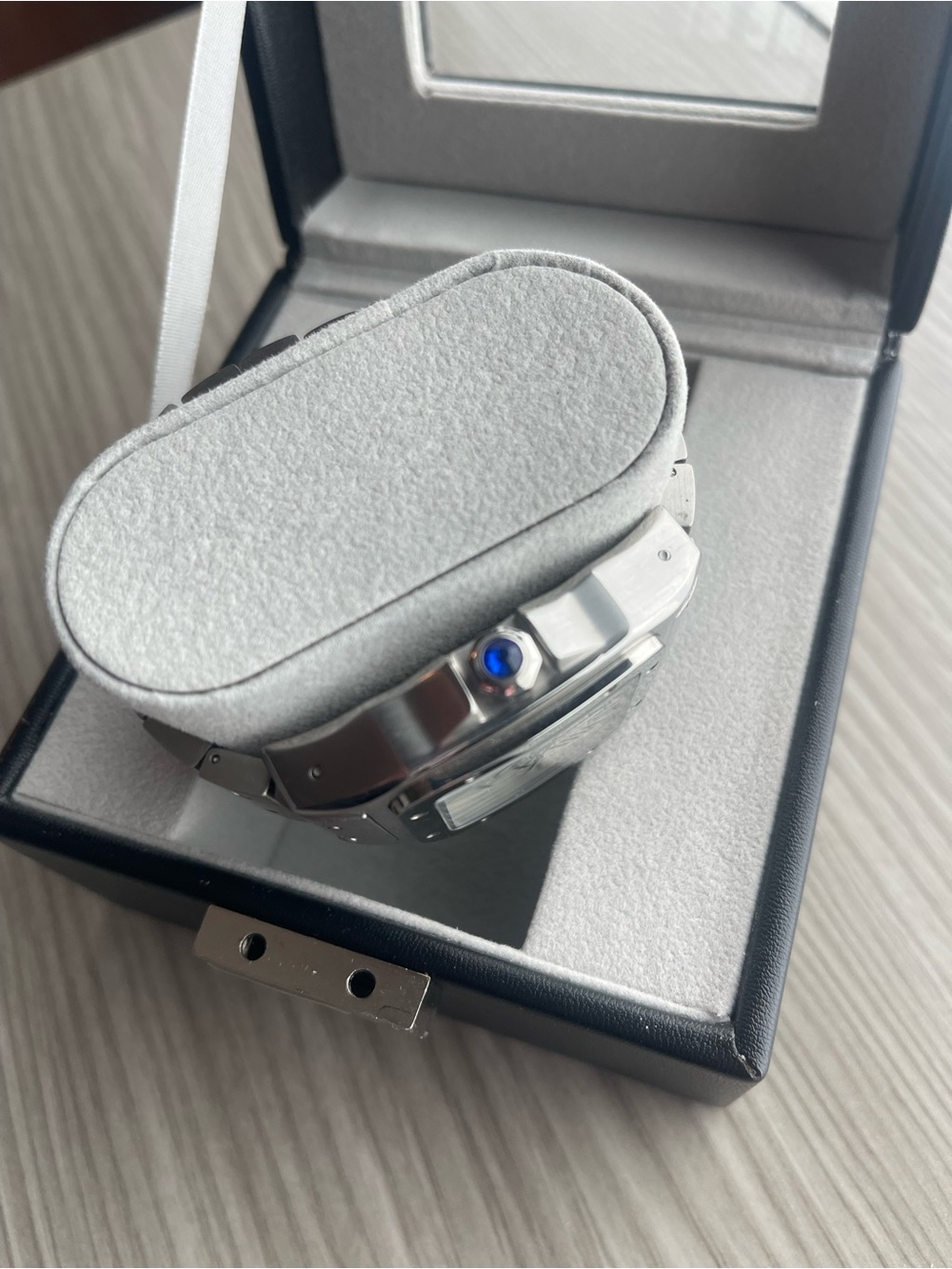 Cartier Men's Silver Stainless Steel Watch with White Dial - Picture 3 of 9
